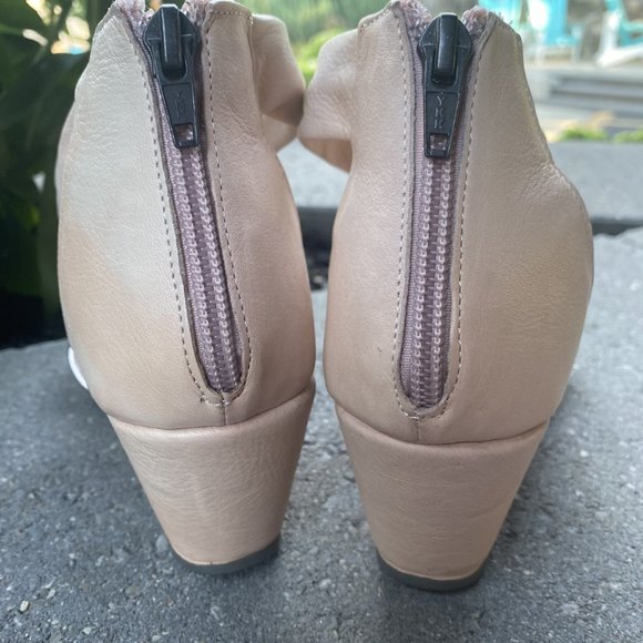 Bueno Women's Iona Metallic Pale Pink Leather W/Rose Metallic Size 37 - Picture 7 of 14